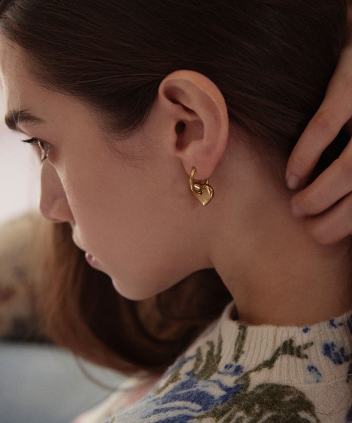 CENE（セネ）の「【CENE】セネ/ハートフープピアス（ピアス（両耳用）・レディース・ゴールド/シルバー・FREE）」の5枚目の写真