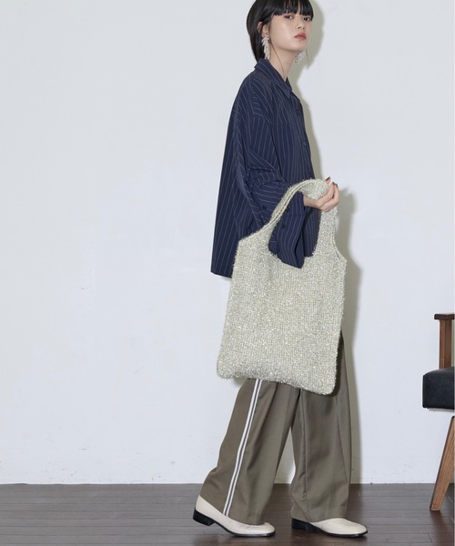 THE YOn(ザヨン)の「グリッターシャギーニットトートバッグ(トートバッグ・レディース・シャンパン/シルバー・FREE)」の17枚目の写真