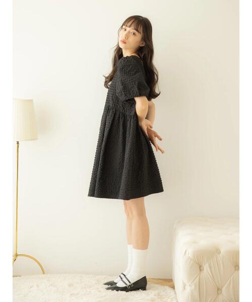 earth music&ecology（アースミュージックアンドエコロジー）の「バックオープンチュニックワンピース（チュニック・レディース・ブラウン/ブラック・FREE）」の4枚目の写真