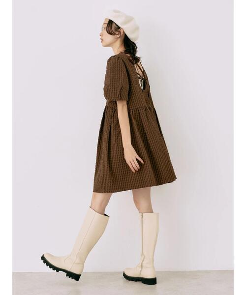 earth music&ecology（アースミュージックアンドエコロジー）の「バックオープンチュニックワンピース（チュニック・レディース・ブラウン/ブラック・FREE）」の7枚目の写真