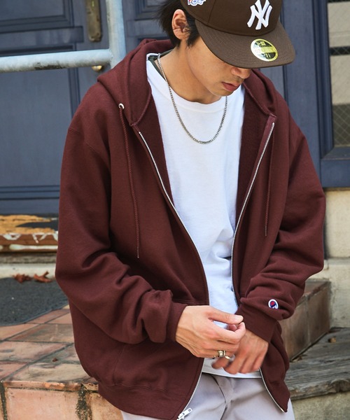 Champion(チャンピオン)の「Champion Zip Hoodie/チャンピオン 裏起毛ジップパーカー(パーカー・メンズ・ブラック/チャコールグレー/ホワイト/グレー/ワイン/ネイビー・S/XL/M/L)」の6枚目の写真