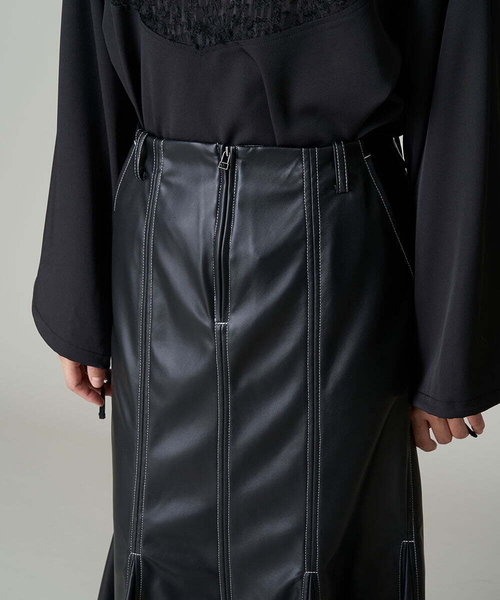 A de a.v.v（アードアー・ヴェ・ヴェ）の「バイカラーステッチマーメイドレザースカート（スカート・レディース・ブラック/カーキ・36/38）」の16枚目の写真