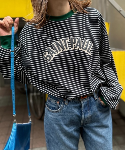 mi via loca(ミヴィアロカ)の「ボーダー配色ボリュームスリーブ発泡ロゴロンT(Tシャツ/カットソー・レディース・ホワイト×ブラック/ブラック×ホワイト/ベージュ系/ホワイト系その他/ブラック系その他/ブラック系その他2・FREE)」の12枚目の写真