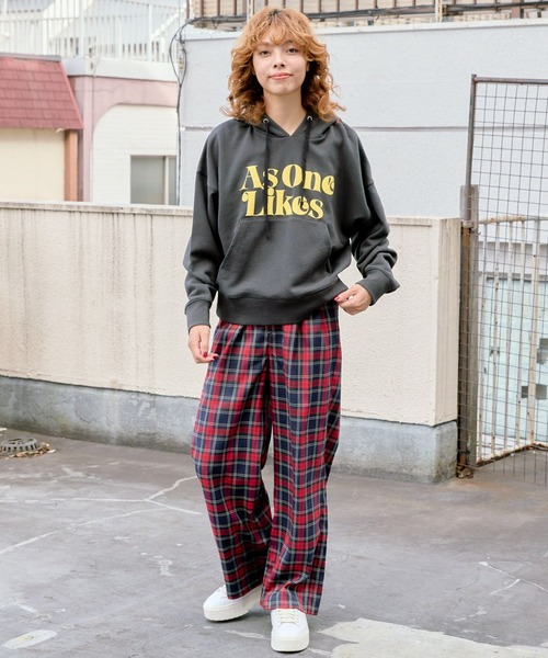 PBLIM（ページボーイリム）の「PBLIM/カラーハッポウロゴパーカー（パーカー・レディース・チャコールグレー/オートミール/グリーン・SMALL/MEDIUM/LARGE）」の7枚目の写真