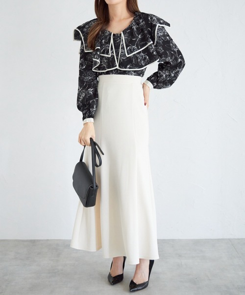 tocco closet(トッコ クローゼット)の「【ZOZO限定】ラインフラワープリントビックカラーブラウス(シャツ/ブラウス・レディース・ブラック/オフホワイト・M)」の5枚目の写真