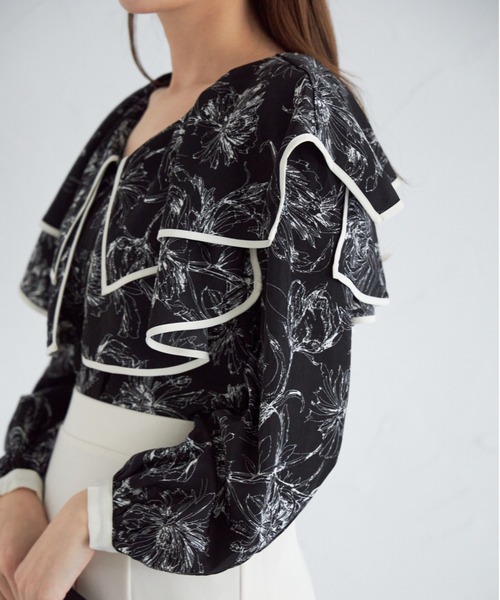 tocco closet(トッコ クローゼット)の「【ZOZO限定】ラインフラワープリントビックカラーブラウス(シャツ/ブラウス・レディース・ブラック/オフホワイト・M)」の10枚目の写真