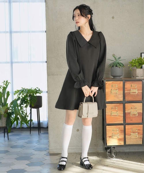 Newlyme(ニューリーミー)の「選べる丈美シルエット長袖ワンピース(ワンピース・レディース・ブラック×ホワイト/ブラック系その他/ブラック/ブラック系その他2/サックスブルー/ブルー・X-LARGE/XX-LARGE/MEDIUM/SMALL/LARGE)」の19枚目の写真