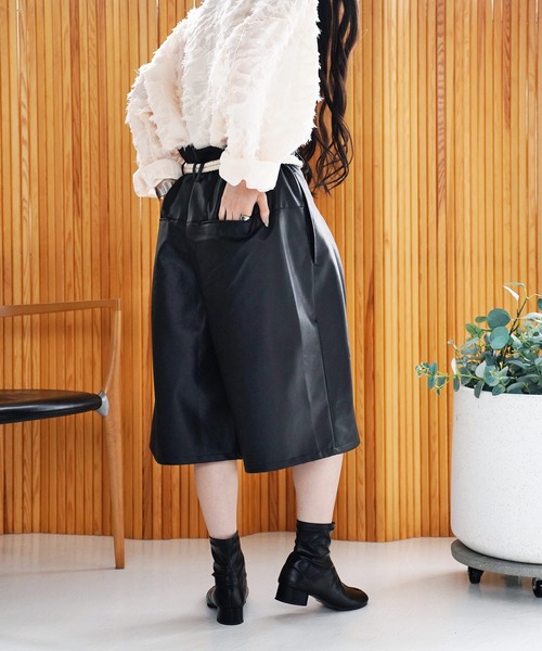 Aphlotus（アプロタス）の「バギーフレアハーフパンツ（その他