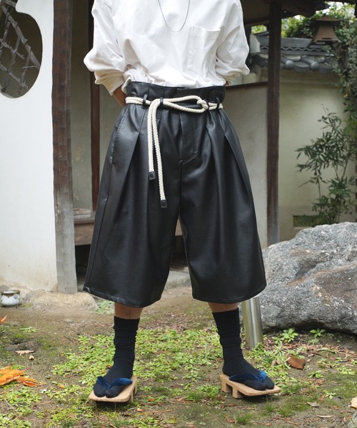 Aphlotus（アプロタス）の「バギーフレアハーフパンツ（その他パンツ