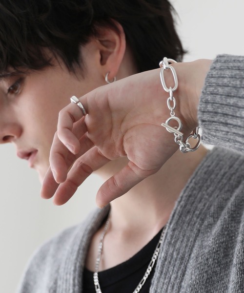 JOEN（ジョエン）の「【SILVER925コーティング】ビッグチェーンアンカーブレスレット（ブレスレット・メンズ・シルバー・FREE）」の2枚目の写真