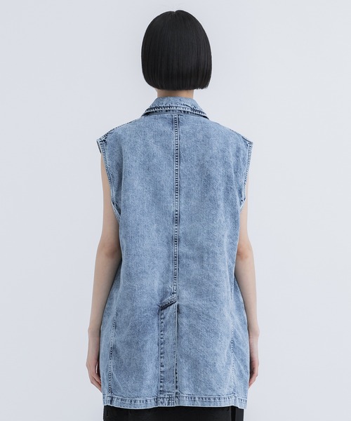 TOGA(トーガ)の「【TOGA PULLA/トーガプルラ】Denim sleeveless jacket/デニムスリーブレスジャケット(ベスト・レディース・ライトブルー・M)」の11枚目の写真
