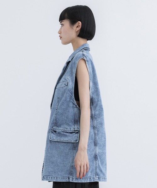 TOGA(トーガ)の「【TOGA PULLA/トーガプルラ】Denim sleeveless jacket/デニムスリーブレスジャケット(ベスト・レディース・ライトブルー・M)」の7枚目の写真