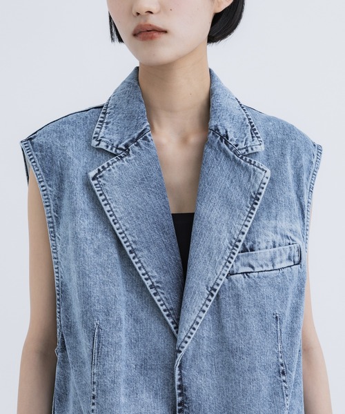 TOGA(トーガ)の「【TOGA PULLA/トーガプルラ】Denim sleeveless jacket/デニムスリーブレスジャケット(ベスト・レディース・ライトブルー・M)」の12枚目の写真