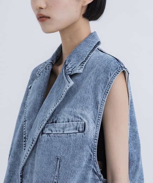 TOGA(トーガ)の「【TOGA PULLA/トーガプルラ】Denim sleeveless jacket/デニムスリーブレスジャケット(ベスト・レディース・ライトブルー・M)」の8枚目の写真