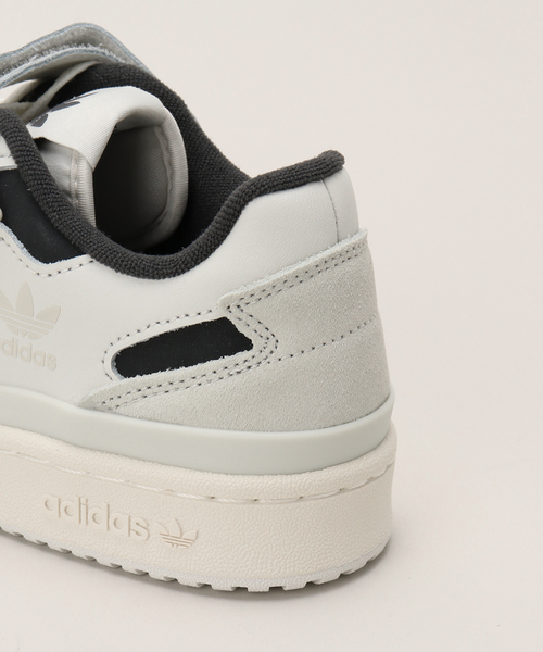 adidas(アディダス)の「【ADIDAS/アディダス】FORUM LOW(スニーカー・レディース・ライトグレー・23.5cm/23cm/24.5cm/24cm)」の8枚目の写真