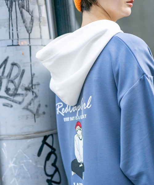 Red Cap Girl（レッドキャプガール）の「【RED CAP GIRL×UNIIT/レッドキャップガール×ユニット】ビッグシルエット とろみポンチ 落ち感ドレープ 配色フード バックプリント ダンボールニットプルオーバーパーカー（パーカー・メンズ・ブルー/グレー/ホワイト・MEDIUM/LARGE）」の14枚目の写真