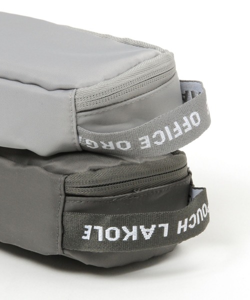 LAKOLE（ラコレ）の「【撥水】ペンケース / 105375（ステーショナリー・レディース・チャコール/グレー・FREE）」の4枚目の写真