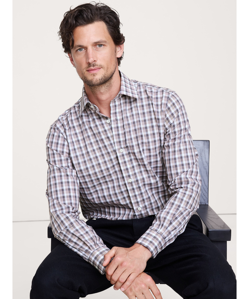 Banana Republic(バナナリパブリック)の「スタンダード リンクルレジスタント ドレスシャツ(シャツ/ブラウス・メンズ・ブルー/ブラック/ホワイト系その他/ホワイト×ネイビー/ライトグレー/ピンク/ライトブルー/ブルー系その他4/ナチュラル/ブルー系その他3/マルチ・XL/L/S/M)」の6枚目の写真