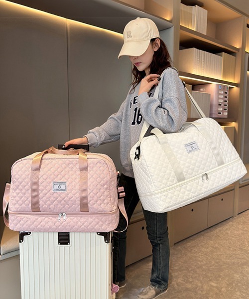 Miniministore(ミニミニストア)の「【新色追加】ボストンバッグ キルティング 旅行カバン(ボストンバッグ・レディース・ピンク/グリーン/オフホワイト/スモークピンク/ブラック/グレー・FREE)」の8枚目の写真