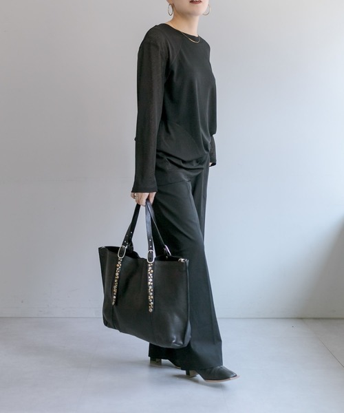 CAMPOMAGGI（カンポマッジ）の「【CAMPOMAGGI(カンポマッジ)】《牛革》ear別注スタッズトートバッグ（トートバッグ・レディース・ブラック・FREE）」の13枚目の写真