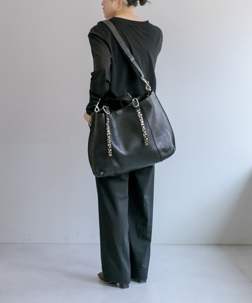 CAMPOMAGGI（カンポマッジ）の「【CAMPOMAGGI(カンポマッジ)】《牛革》ear別注スタッズトートバッグ（トートバッグ・レディース・ブラック・FREE）」の9枚目の写真