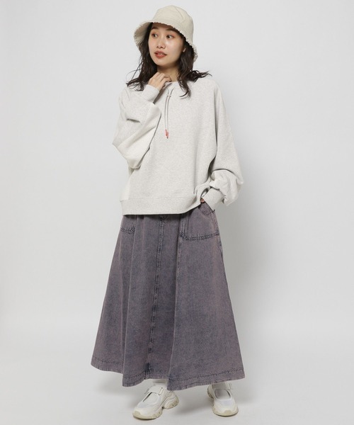 niko and...（ニコアンド）の「2WAYハギハギ裏毛プルオーバー（スウェット・レディース・イエロー/ライトグレー/チャコール/ブルー・SHORT/TALL）」の5枚目の写真