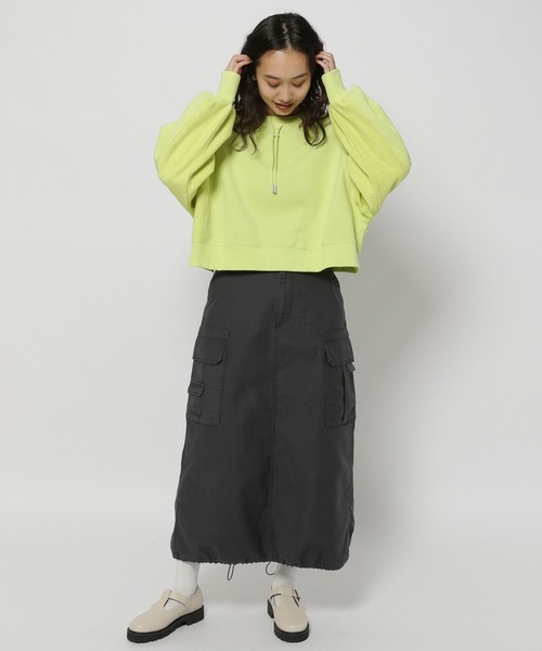 niko and...（ニコアンド）の「2WAYハギハギ裏毛プルオーバー（スウェット・レディース・イエロー/ライトグレー/チャコール/ブルー・SHORT/TALL）」の12枚目の写真