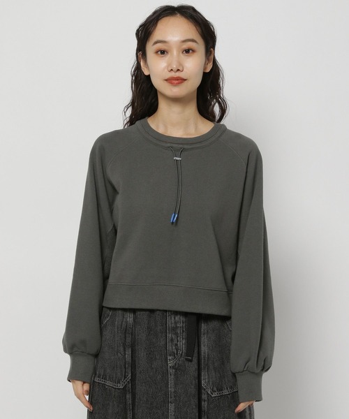 niko and...（ニコアンド）の「2WAYハギハギ裏毛プルオーバー（スウェット・レディース・イエロー/ライトグレー/チャコール/ブルー・SHORT/TALL）」の16枚目の写真