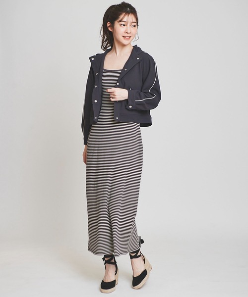 31 Sons de mode（トランテアン　ソン　ドゥ　モード）の「配色ラインフーディーブルゾン（マウンテンパーカー・レディース・ライトグレー/チャコールグレー/オフホワイト・36/38）」の9枚目の写真