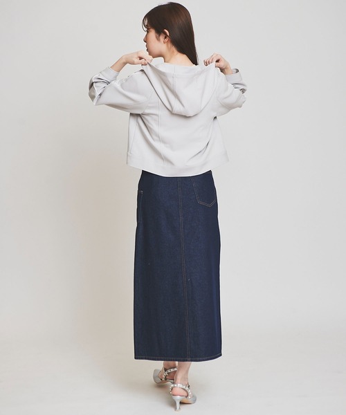 31 Sons de mode（トランテアン　ソン　ドゥ　モード）の「配色ラインフーディーブルゾン（マウンテンパーカー・レディース・ライトグレー/チャコールグレー/オフホワイト・36/38）」の19枚目の写真