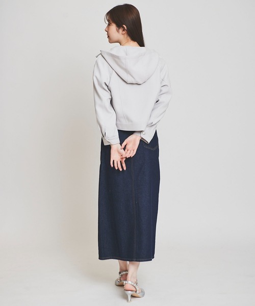 31 Sons de mode（トランテアン　ソン　ドゥ　モード）の「配色ラインフーディーブルゾン（マウンテンパーカー・レディース・ライトグレー/チャコールグレー/オフホワイト・36/38）」の20枚目の写真