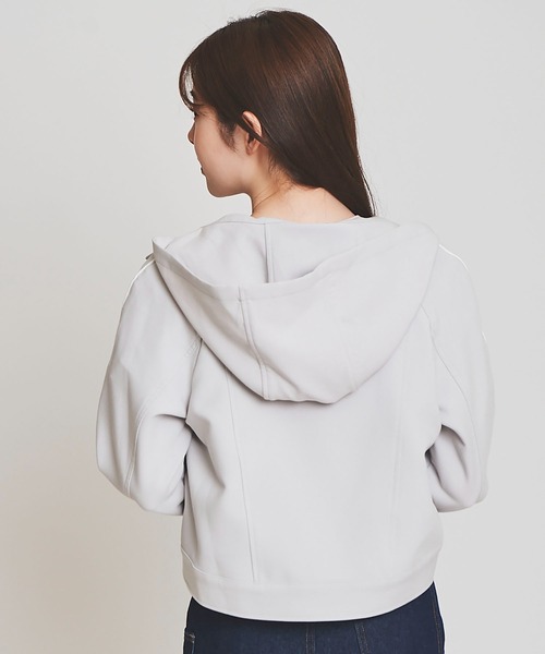 31 Sons de mode（トランテアン　ソン　ドゥ　モード）の「配色ラインフーディーブルゾン（マウンテンパーカー・レディース・ライトグレー/チャコールグレー/オフホワイト・36/38）」の14枚目の写真