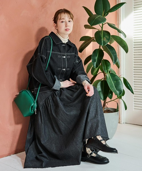 Crisp（クリスプ）の「ギャザーデザインフリンジデニムスカート（デニムスカート・レディース・ブルー/ブラック/ネイビー・FREE）」の11枚目の写真