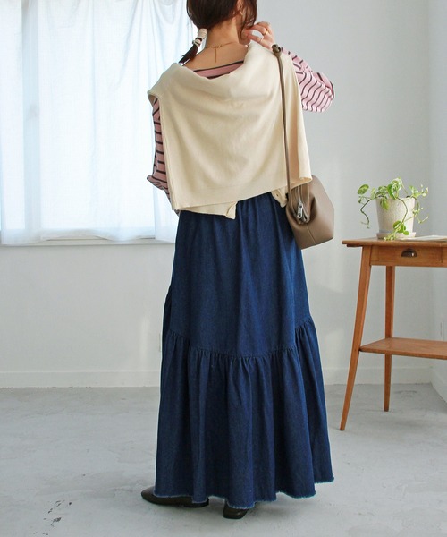 Crisp（クリスプ）の「ギャザーデザインフリンジデニムスカート（デニムスカート・レディース・ブルー/ブラック/ネイビー・FREE）」の13枚目の写真