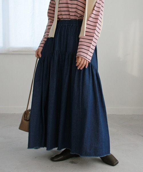 Crisp（クリスプ）の「ギャザーデザインフリンジデニムスカート（デニムスカート・レディース・ブルー/ブラック/ネイビー・FREE）」の14枚目の写真