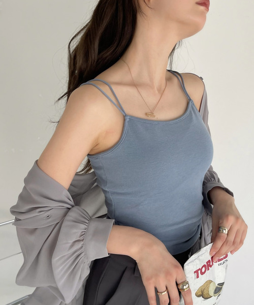 Ada.（エイダ）の「カップ付き ダブルストラップ キャミソール（キャミソール・レディース・ブラック/ライトベージュ/ブルー系その他/チャコール/サーモンピンク・FREE）」の20枚目の写真