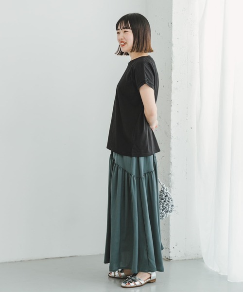 ITEMS URBANRESEARCH(アイテムズ アーバンリサーチ)の「フレンチTシャツ×ティアードスカート(ワンピース・レディース・ブラック系その他/ホワイト系その他/ベージュ系その他・FREE)」の4枚目の写真