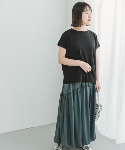 ITEMS URBANRESEARCH(アイテムズ アーバンリサーチ)の「フレンチTシャツ×ティアードスカート(ワンピース・レディース・ブラック系その他/ホワイト系その他/ベージュ系その他・FREE)」の5枚目の写真