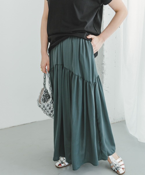 ITEMS URBANRESEARCH(アイテムズ アーバンリサーチ)の「フレンチTシャツ×ティアードスカート(ワンピース・レディース・ブラック系その他/ホワイト系その他/ベージュ系その他・FREE)」の8枚目の写真