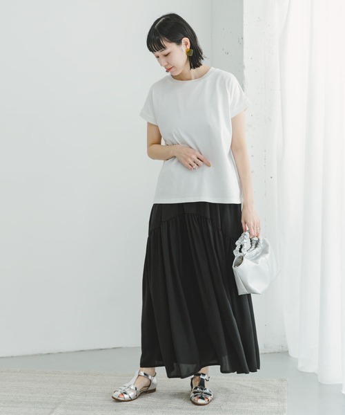 ITEMS URBANRESEARCH(アイテムズ アーバンリサーチ)の「フレンチTシャツ×ティアードスカート(ワンピース・レディース・ブラック系その他/ホワイト系その他/ベージュ系その他・FREE)」の10枚目の写真