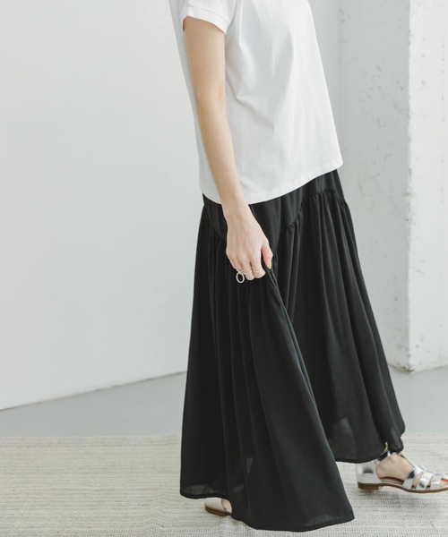 ITEMS URBANRESEARCH(アイテムズ アーバンリサーチ)の「フレンチTシャツ×ティアードスカート(ワンピース・レディース・ブラック系その他/ホワイト系その他/ベージュ系その他・FREE)」の16枚目の写真