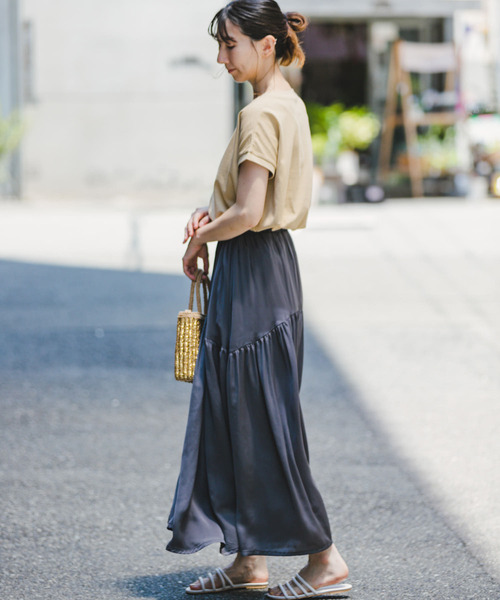 ITEMS URBANRESEARCH(アイテムズ アーバンリサーチ)の「フレンチTシャツ×ティアードスカート(ワンピース・レディース・ブラック系その他/ホワイト系その他/ベージュ系その他・FREE)」の21枚目の写真