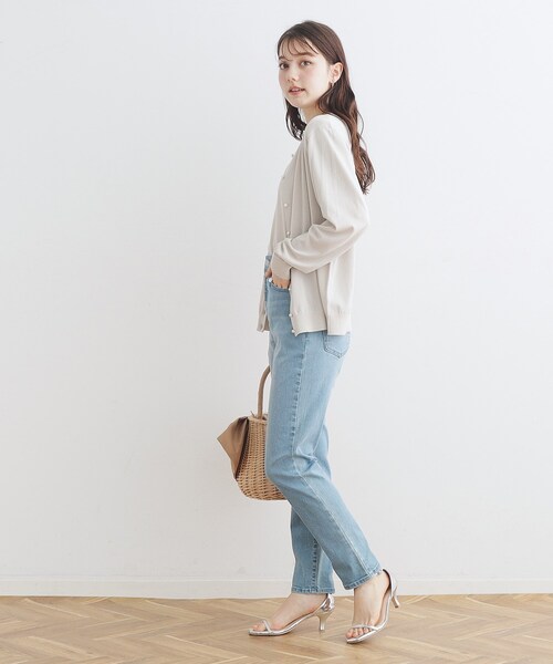 couture brooch(クチュールブローチ)の「◆【接触冷感/UV/アンチピリング】ポイント透かしカーディガン(カーディガン/ボレロ・レディース・ライトブルー/ブラック/ライトグレー/サンドベージュ・42/40/38/36)」の7枚目の写真