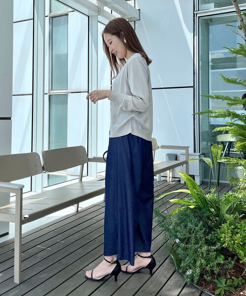 couture brooch(クチュールブローチ)の「◆【接触冷感/UV/アンチピリング】ポイント透かしカーディガン(カーディガン/ボレロ・レディース・ライトブルー/ブラック/ライトグレー/サンドベージュ・42/40/38/36)」の18枚目の写真