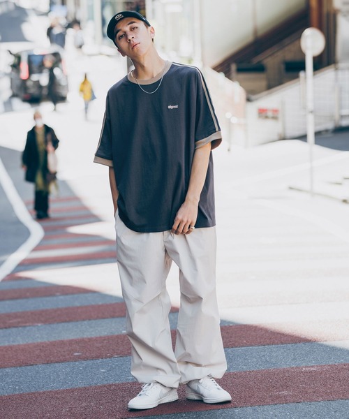 SIGNAL SPORTS(シグナルスポーツ)の「【SIGNAL SPORTS】SIDE LINE T-SHIRTS/袖ライン/ビッグシルエットTシャツ(Tシャツ/カットソー・メンズ・ブルー/グリーン/ホワイト/ダークグレー・MEDIUM/LARGE/SMALL)」の10枚目の写真