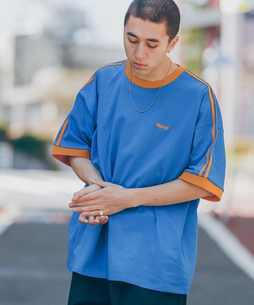 SIGNAL SPORTS(シグナルスポーツ)の「【SIGNAL SPORTS】SIDE LINE T-SHIRTS/袖ライン/ビッグシルエットTシャツ(Tシャツ/カットソー・メンズ・ブルー/グリーン/ホワイト/ダークグレー・MEDIUM/LARGE/SMALL)」の22枚目の写真