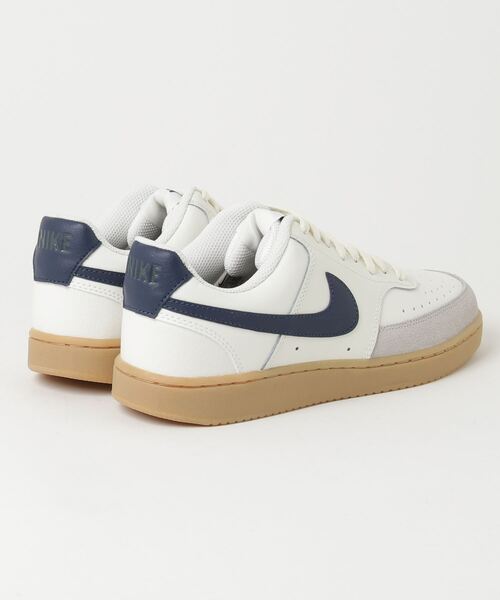 NIKE(ナイキ)の「ナイキ NIKE ナイキ コート ビジョン LO(スニーカー・メンズ・ホワイト×ネイビー・25.5cm/26.5cm/27.5cm/25.0cm/26.0cm/27.0cm/28.0cm)」の3枚目の写真