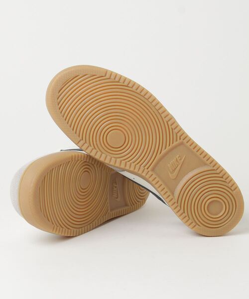 NIKE(ナイキ)の「ナイキ NIKE ナイキ コート ビジョン LO(スニーカー・メンズ・ホワイト×ネイビー・25.5cm/26.5cm/27.5cm/25.0cm/26.0cm/27.0cm/28.0cm)」の2枚目の写真