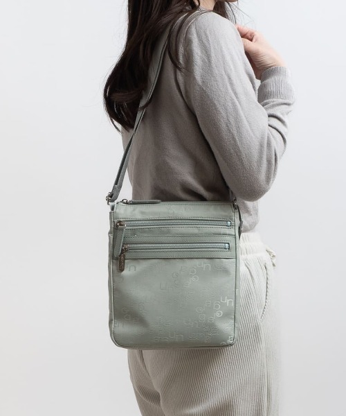 U by Ungaro(ユーバイウンガロ)の「U by ungaro(ユーバイウンガロ) マノン ポシェット(ショルダーバッグ・レディース・ブラック/ベージュ/グレー/コーラルピンク/ライトグリーン・FREE)」の4枚目の写真