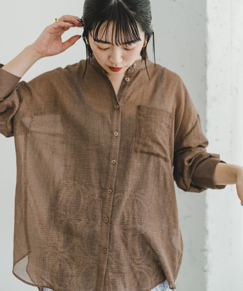 ITEMS URBANRESEARCH（アイテムズ アーバンリサーチ）の「コットンバンドカラーシャツ（シャツ/ブラウス・レディース・ミント/ブラウン/ライトベージュ・FREE）」の2枚目の写真